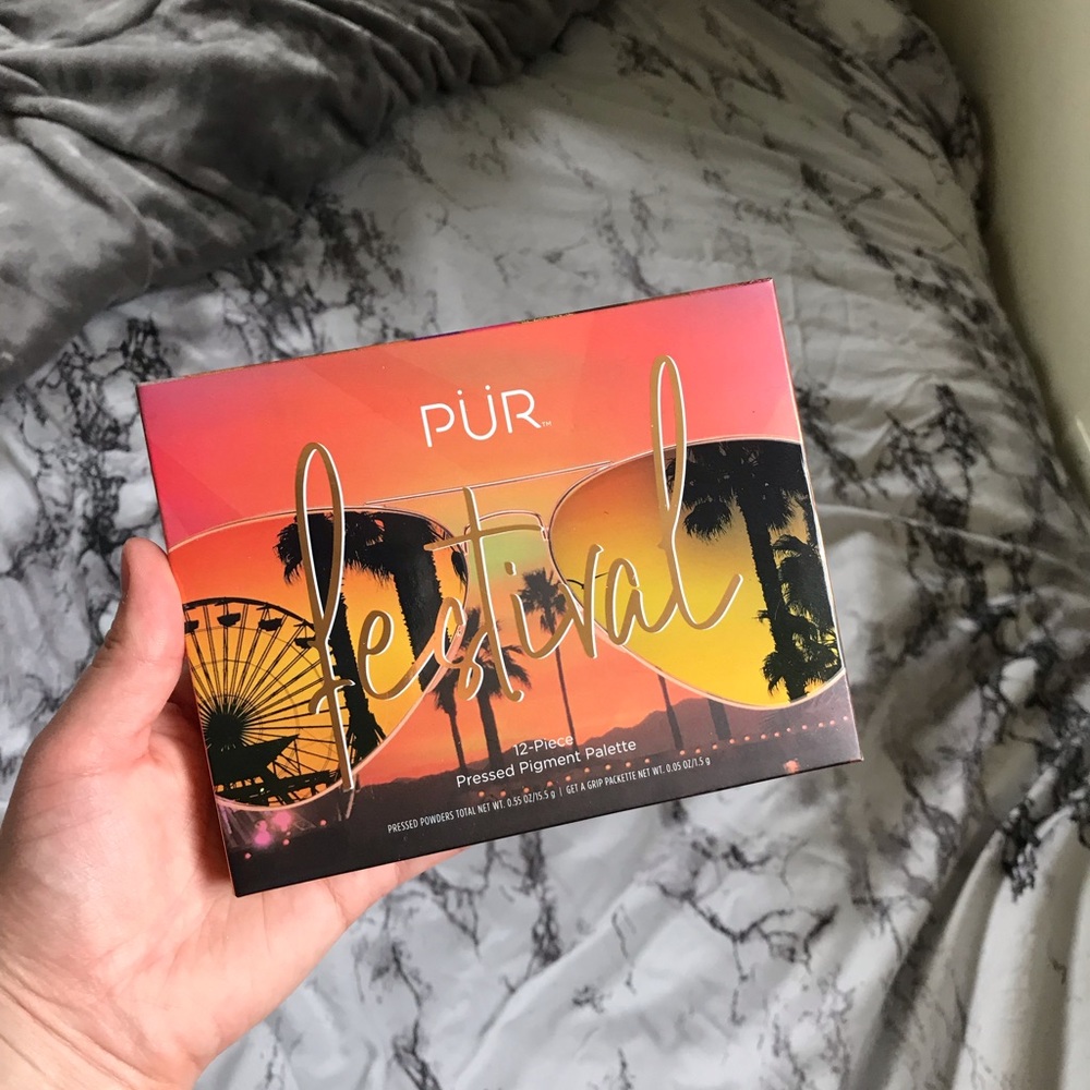 Eyeshadow palette